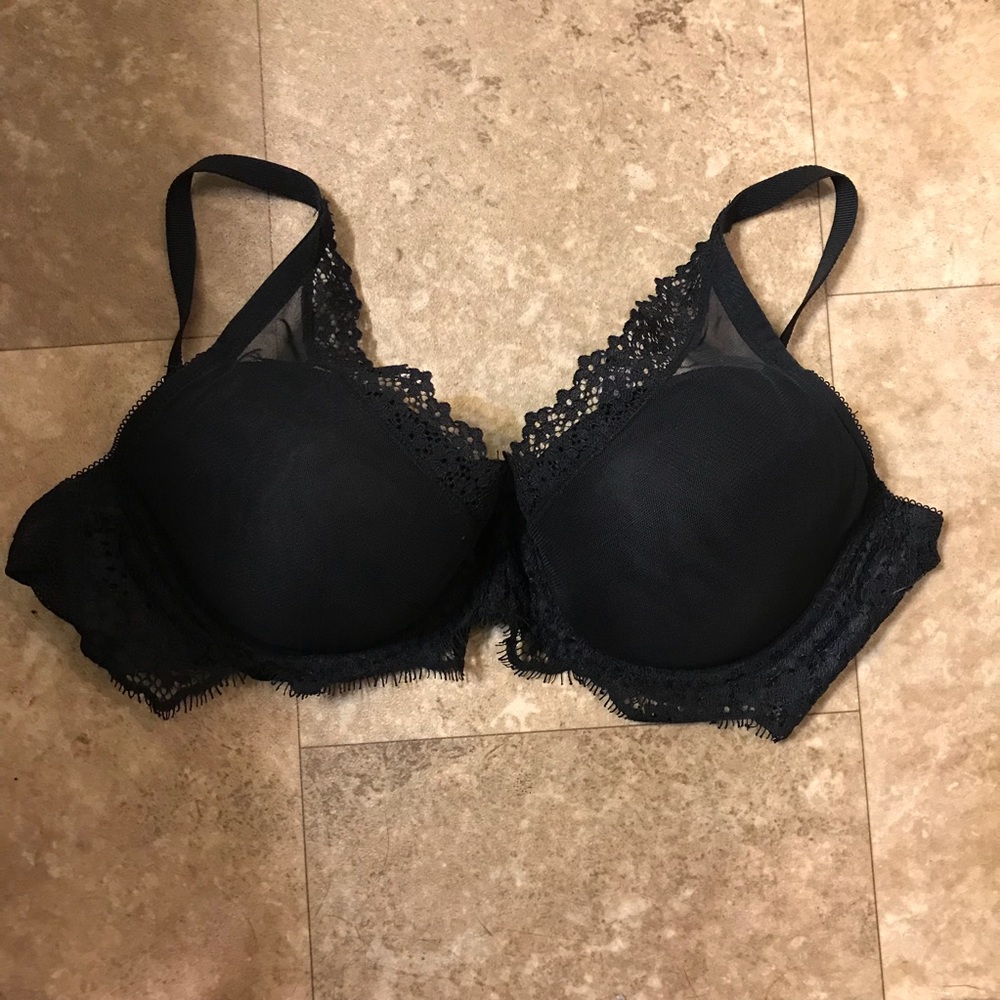Victoria’s Secret Dream Angels lined demi bra